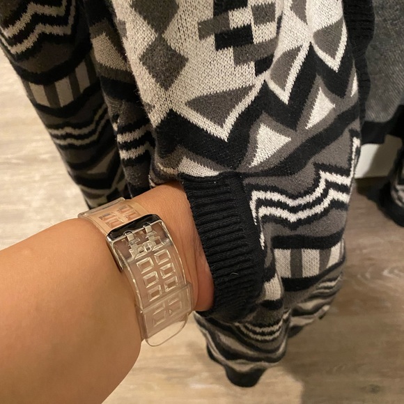 Boho Patterned Black & White DIVIDED H&M Cardigan - Picture 4 of 7